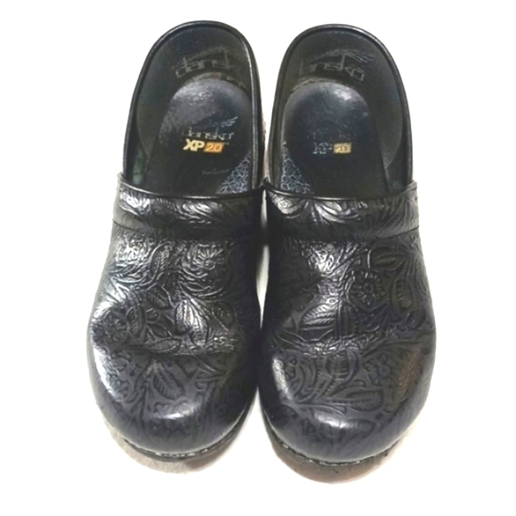 Dansko Tooled Pro XP Black Floral Slip Resistant Clogs Women's size Size… - Picture 2 of 12